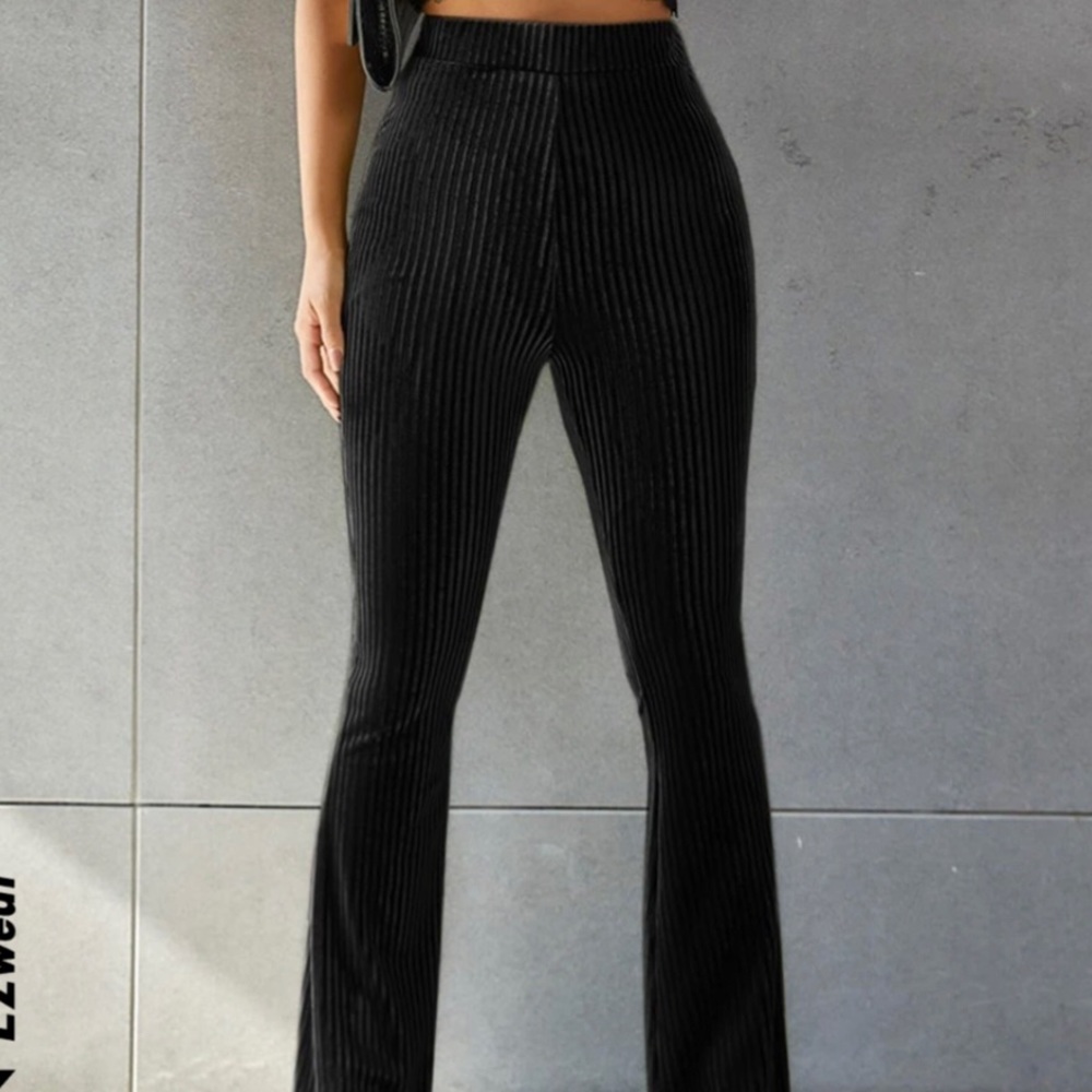 SHEIN Velvet Flare Pant